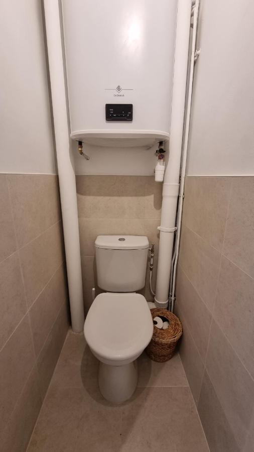 En Plein Coeur De Pelissanne - 55 M2 Renoves - Avec Parking Pélissanne Exterior foto