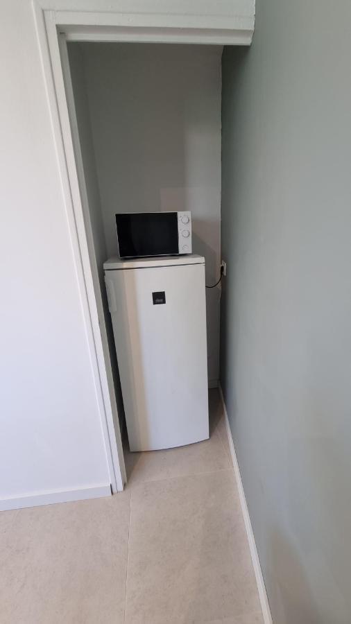 En Plein Coeur De Pelissanne - 55 M2 Renoves - Avec Parking Pélissanne Exterior foto