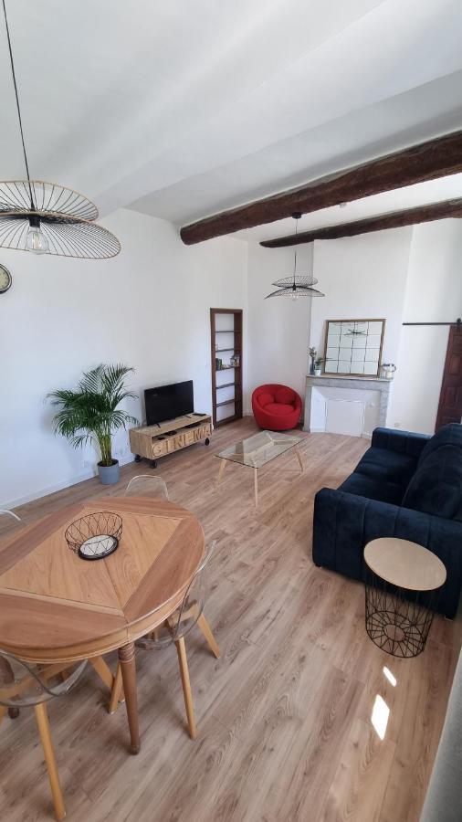 En Plein Coeur De Pelissanne - 55 M2 Renoves - Avec Parking Pélissanne Exterior foto